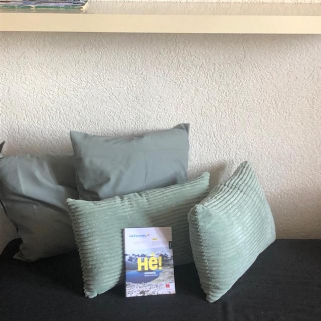 Petit Appart De Charme Eau Chaude Solaire Renovation 2021 Wifi Disponible Belvedere 5 サン・リュク エクステリア 写真